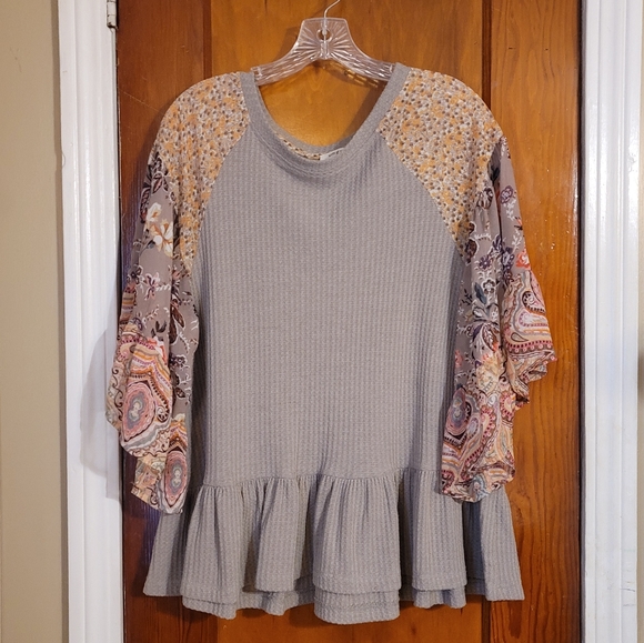 Umgee Tops - 🌷Gorgeous Umgee Top